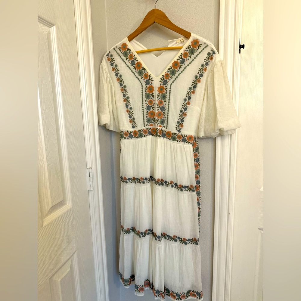 Embroidered midi dress